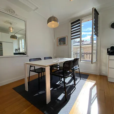 Appartement Sunny Parijs